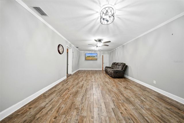 9403 OAK RIDGE AVENUE, Riverview, FL 33578