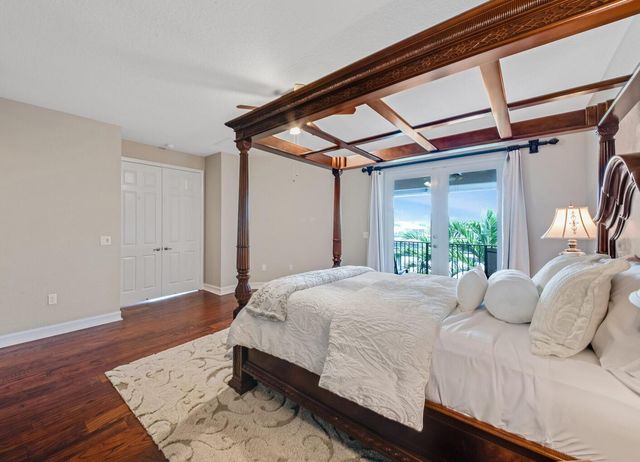 8472 Serena Creek Avenue, Boynton Beach, FL 33473