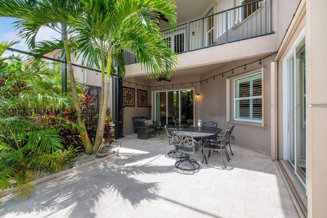 8472 Serena Creek Avenue, Boynton Beach, FL 33473