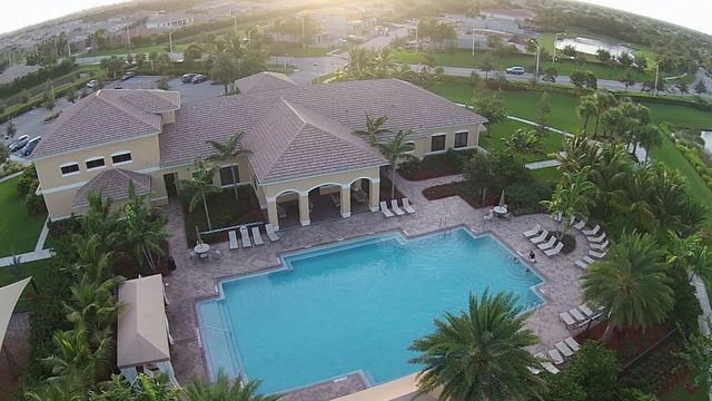 8472 Serena Creek Avenue, Boynton Beach, FL 33473