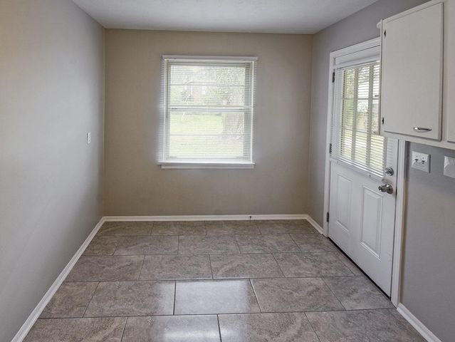 3230 ARDMORE ST, Memphis, TN 38127