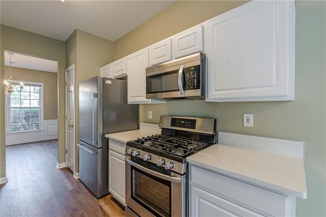 7010 Richland Court, Roswell, GA 30076