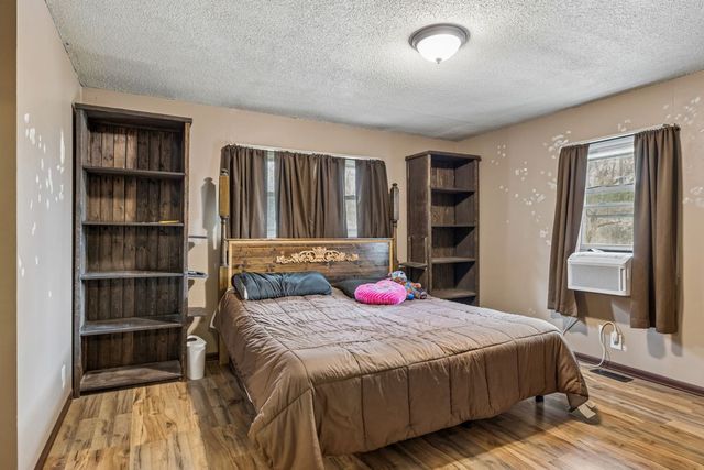 134 Martin Ln, La Vergne, TN 37086