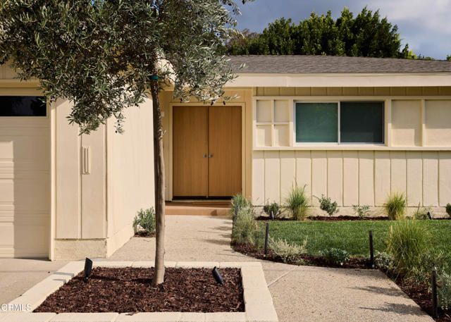 4781 Round Top Drive, Los Angeles, CA 90065