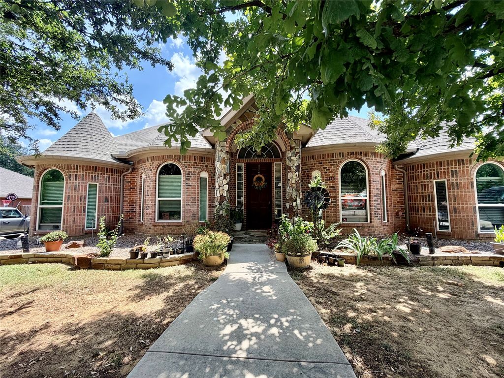 110 Monday Haus Lane, Highland Village, TX 75077