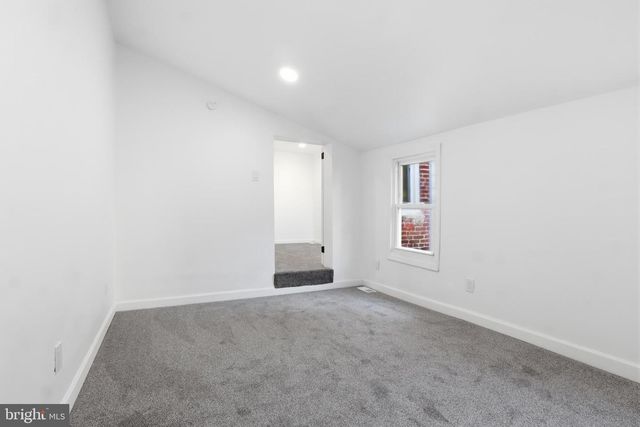 13 S 2ND ST, Columbia, PA 17512