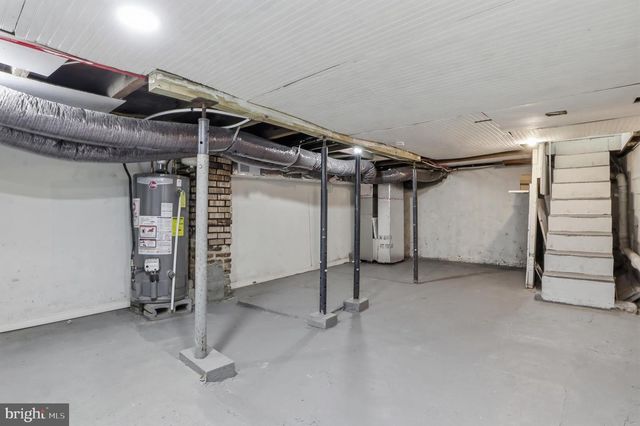 13 S 2ND ST, Columbia, PA 17512