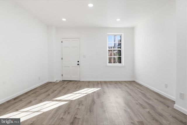 13 S 2ND ST, Columbia, PA 17512