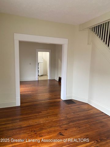 837 E Shiawassee Street, Lansing, MI 48912