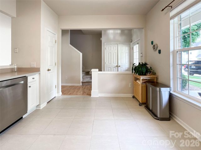 6876 Rothchild Drive, Charlotte, NC 28270
