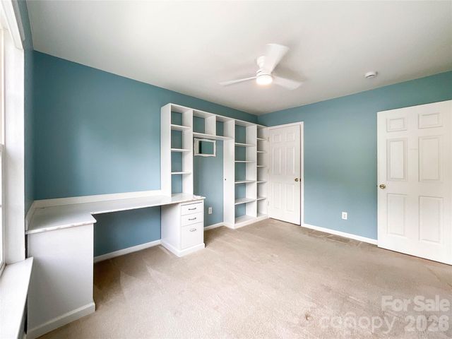 6876 Rothchild Drive, Charlotte, NC 28270