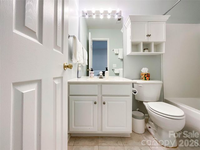 6876 Rothchild Drive, Charlotte, NC 28270