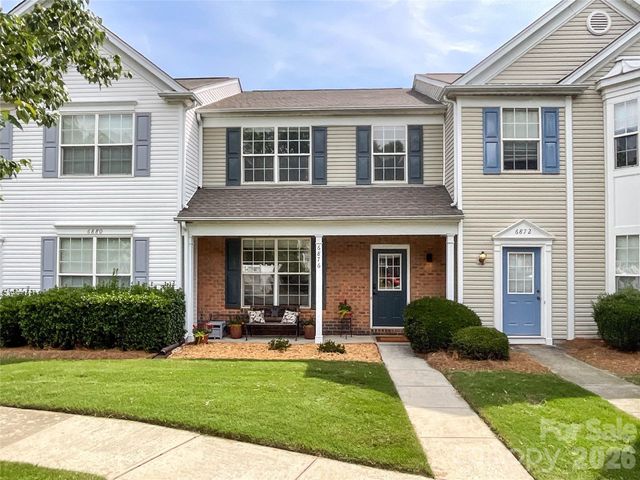 6876 Rothchild Drive, Charlotte, NC 28270