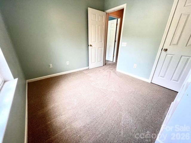 6876 Rothchild Drive, Charlotte, NC 28270