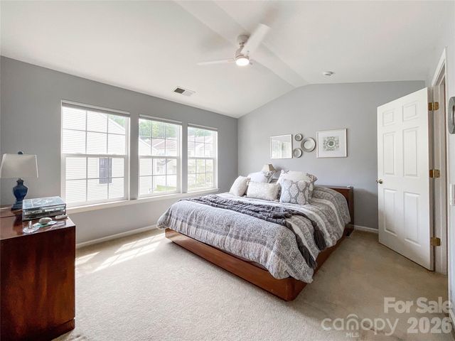 6876 Rothchild Drive, Charlotte, NC 28270