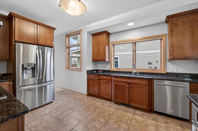 3555 John Muir Drive, Middleton, WI 53562