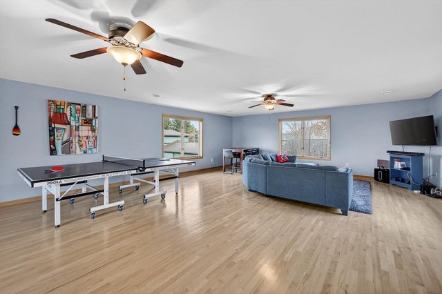 3555 John Muir Drive, Middleton, WI 53562