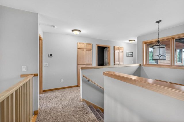 3555 John Muir Drive, Middleton, WI 53562