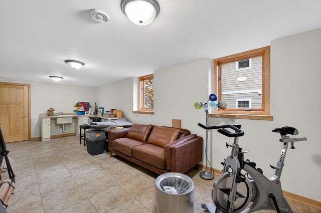 3555 John Muir Drive, Middleton, WI 53562