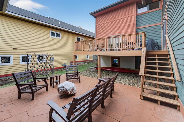 3555 John Muir Drive, Middleton, WI 53562