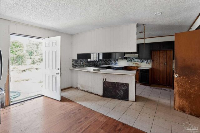 420 Chanterelle Dr, Pensacola, FL 32506