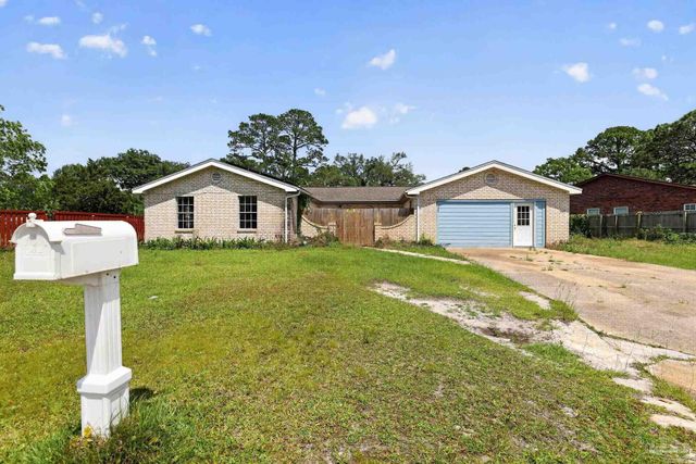 420 Chanterelle Dr, Pensacola, FL 32506