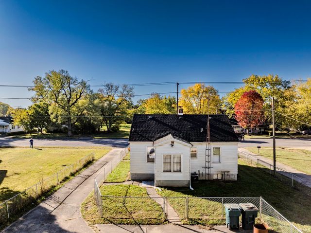 2612 E Memorial Drive, Muncie, IN 47302