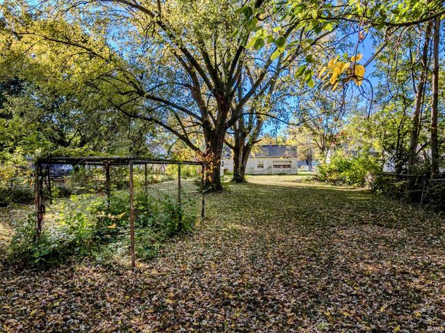 2612 E Memorial Drive, Muncie, IN 47302