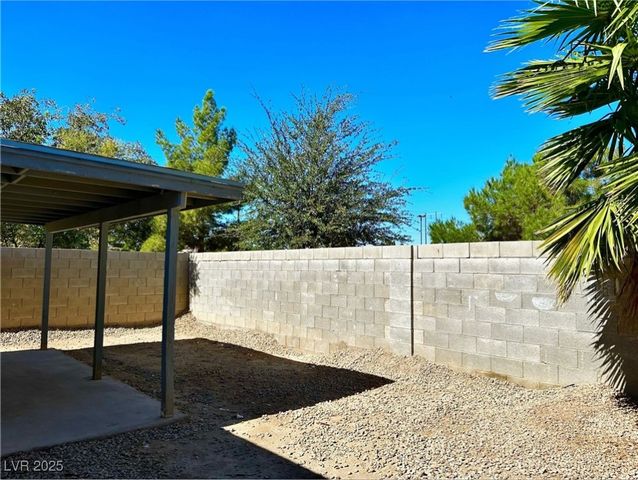 5436 Burkshire Drive, Las Vegas, NV 89142