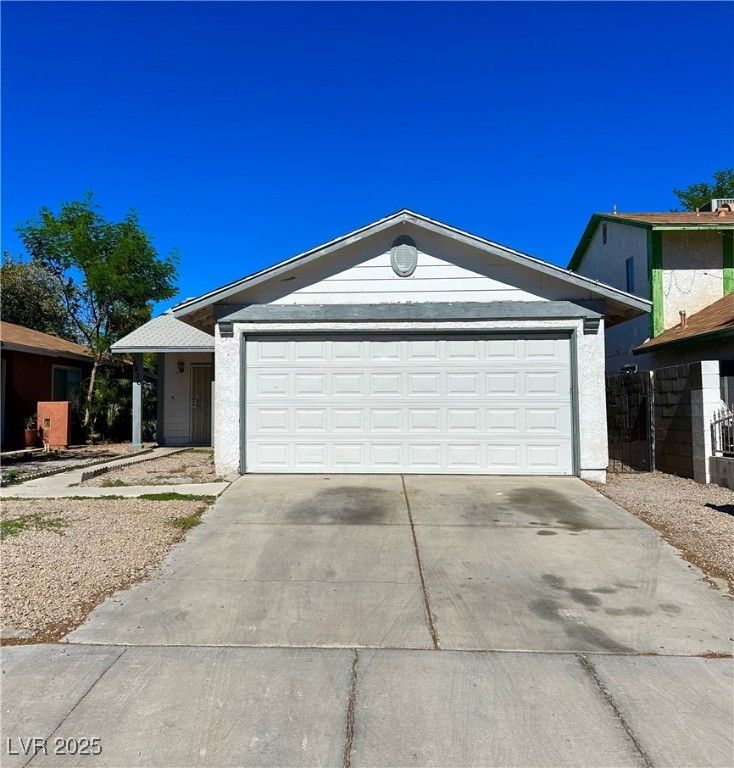 5436 Burkshire Drive, Las Vegas, NV 89142