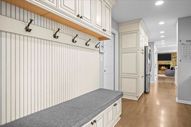 2705 Cherry Lane, Northbrook, IL 60062