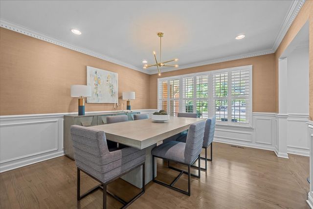 2705 Cherry Lane, Northbrook, IL 60062