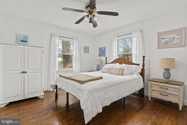 916 BRYANT AVE, Colonial Beach, VA 22443