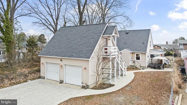 916 BRYANT AVE, Colonial Beach, VA 22443