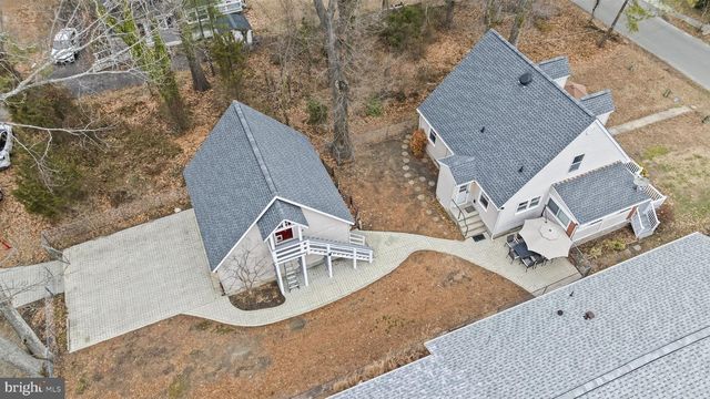 916 BRYANT AVE, Colonial Beach, VA 22443