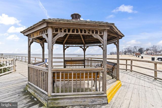 916 BRYANT AVE, Colonial Beach, VA 22443