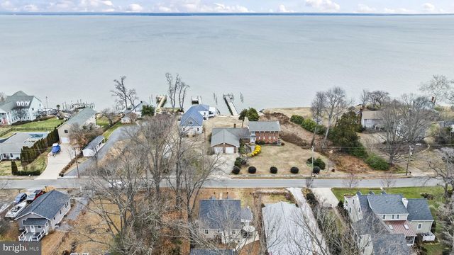 916 BRYANT AVE, Colonial Beach, VA 22443