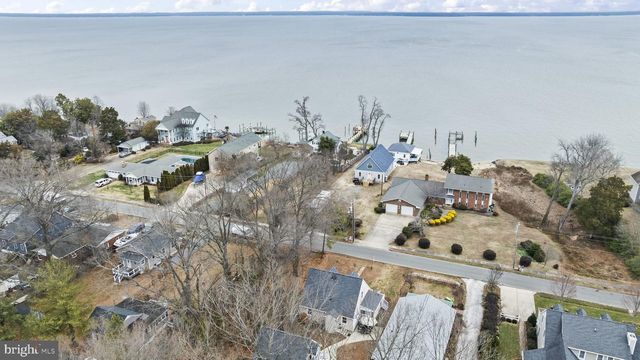 916 BRYANT AVE, Colonial Beach, VA 22443