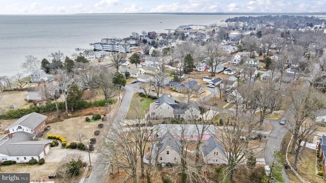916 BRYANT AVE, Colonial Beach, VA 22443