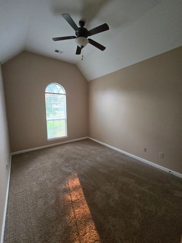 5186 GUFFIN ROAD RD, Bartlett, TN 38135