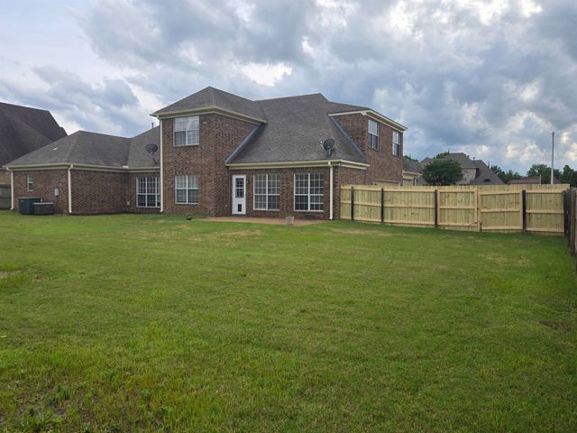 5186 GUFFIN ROAD RD, Bartlett, TN 38135