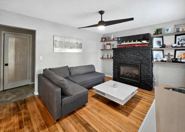 1611 5th Street, Gilbertville, IA 50634