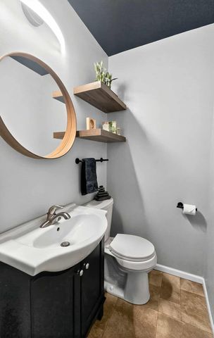 1611 5th Street, Gilbertville, IA 50634