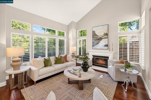 81 Monza Ct, Danville, CA 94526