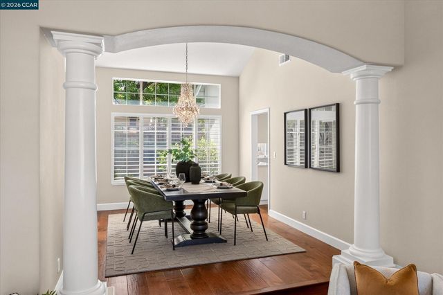 81 Monza Ct, Danville, CA 94526