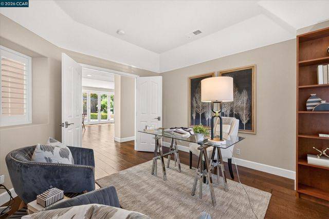 81 Monza Ct, Danville, CA 94526