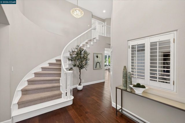 81 Monza Ct, Danville, CA 94526