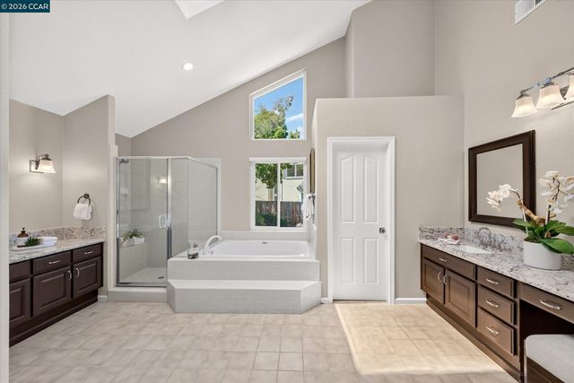 81 Monza Ct, Danville, CA 94526