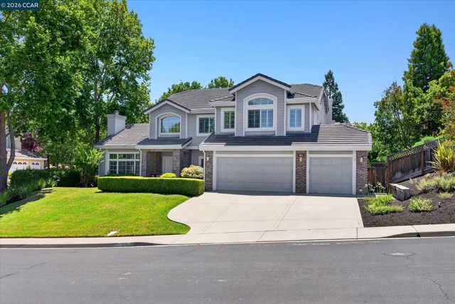 81 Monza Ct, Danville, CA 94526