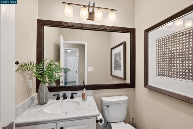 81 Monza Ct, Danville, CA 94526